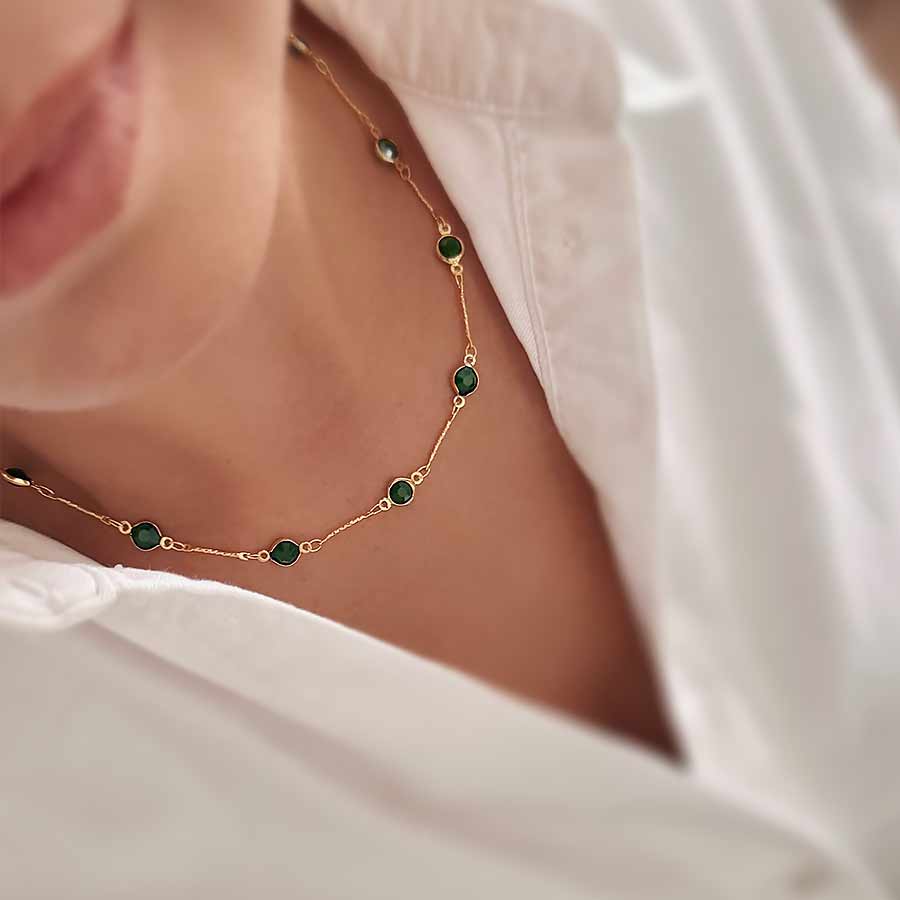 Collar Puntos Verdes