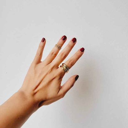 Anillo Líneas Doradas