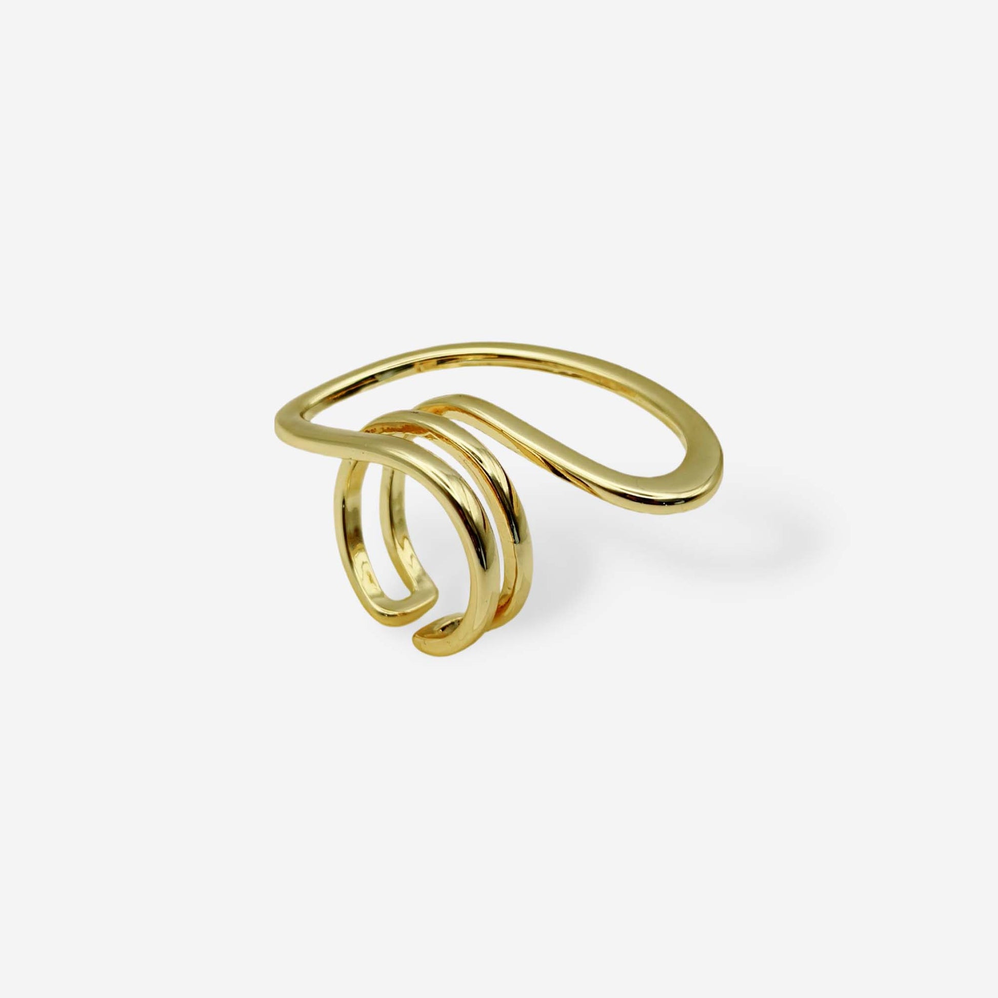 Anillo escultural dorado ajustable con diseño orgánico y acabado brillante