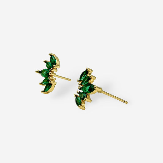 Aretes pequeños verdes con diseño orgánico
