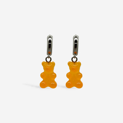 Candongas Plateadas con dijes de ositos de goma naranjas