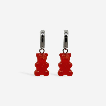 Candongas Plateadas con dijes de ositos de goma rojos