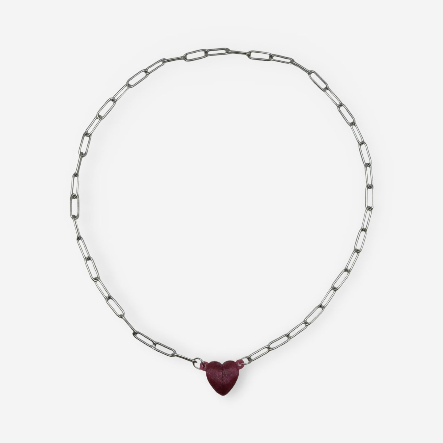 Collar Cierre de Corazón vino glitter broche magnético cadena plateada 45 cm bisutería contemporánea