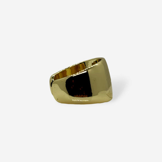 Earcuff dorado de diseño limpio en bronce con baño de oro