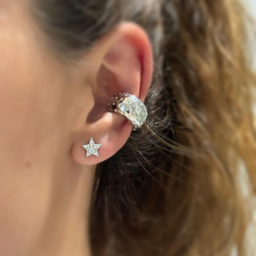 Aretes pequeños estrella plateada con incrustaciones
