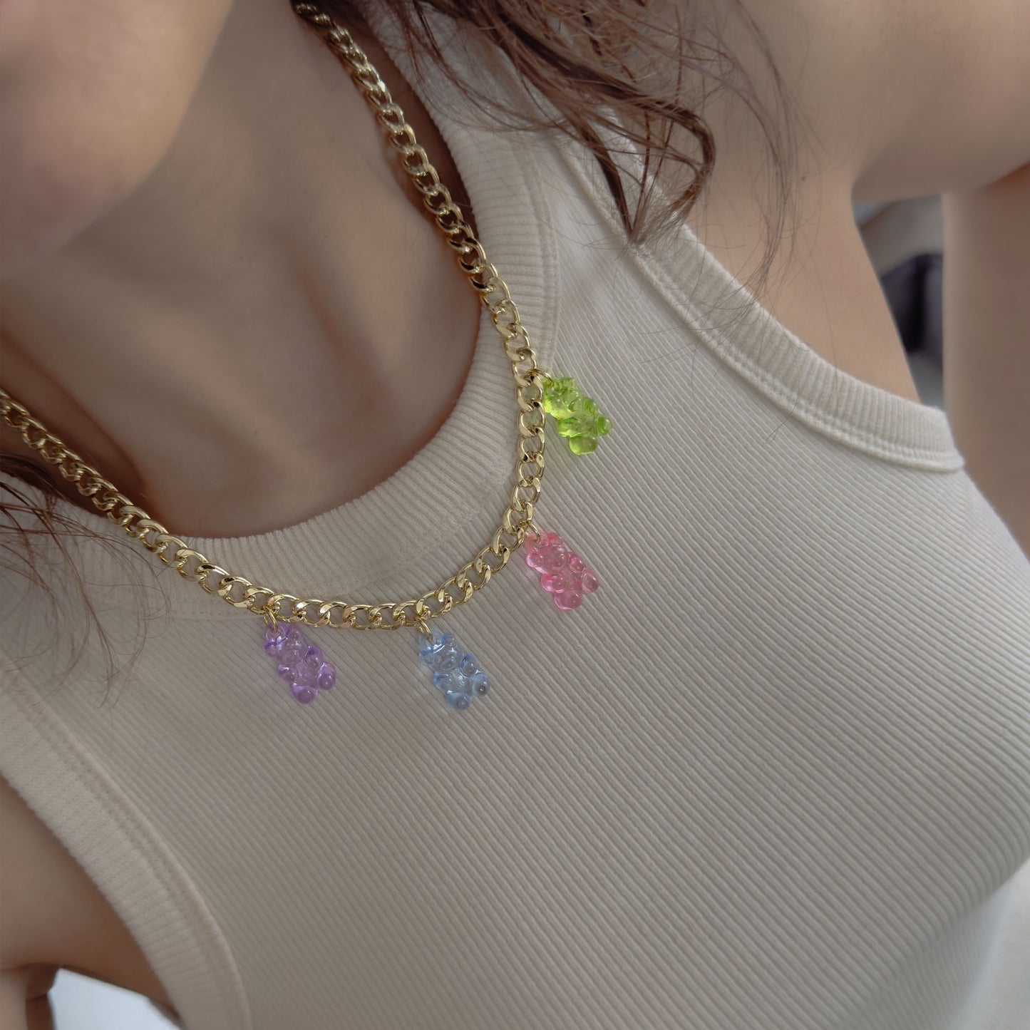 Collar Dorado con Ositos de Colores