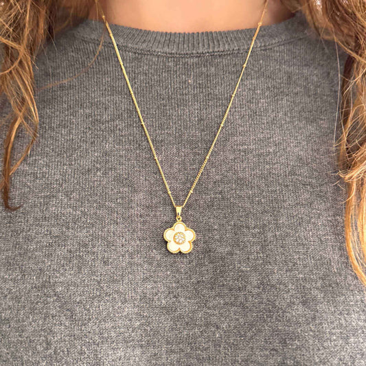 Collar Flor Nácar