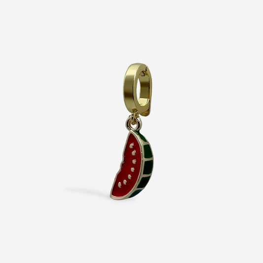 Dije de sandía  con esmalte rojo brillante 