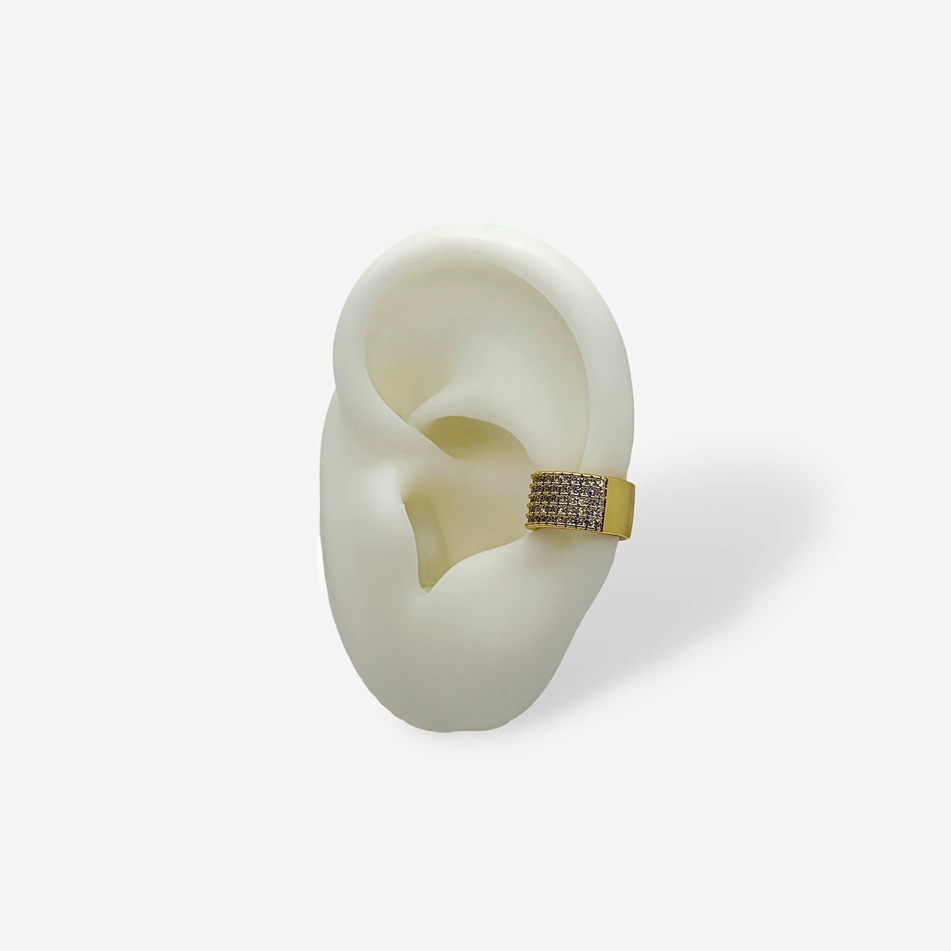 earcuff dorado con circonias blancas